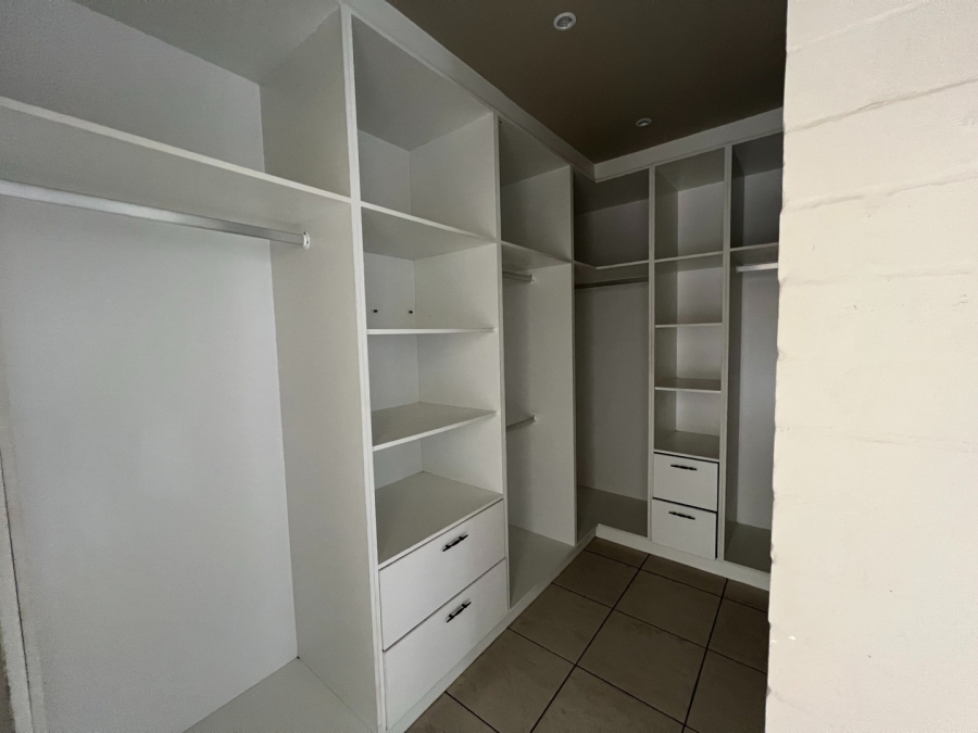 3 Bedroom Property for Sale in Jacobsbaai Western Cape